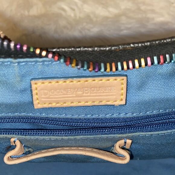 2 Pc VINTAGE DOONEY & BOURKE MONOGRAMMED SHOULDER BAG. Rainbow Zipper Coin Key - Picture 7 of 13